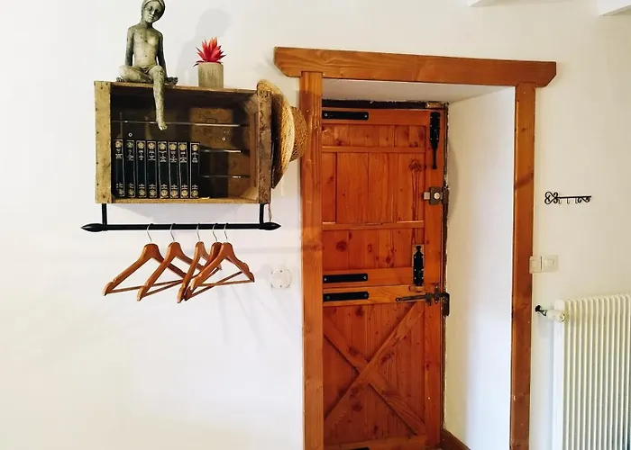 Equipe Lägenhet Olliergues